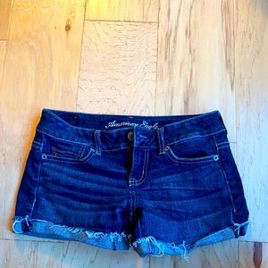 american eagle shorts!
